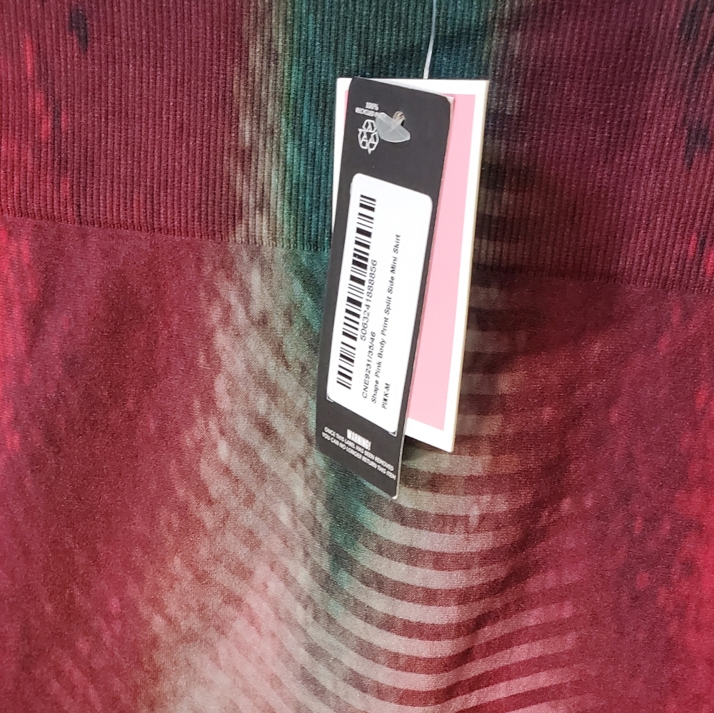PrettyLittleThing Multi Color Pattern Mini Skirt Size Medium - Picture 4 of 9